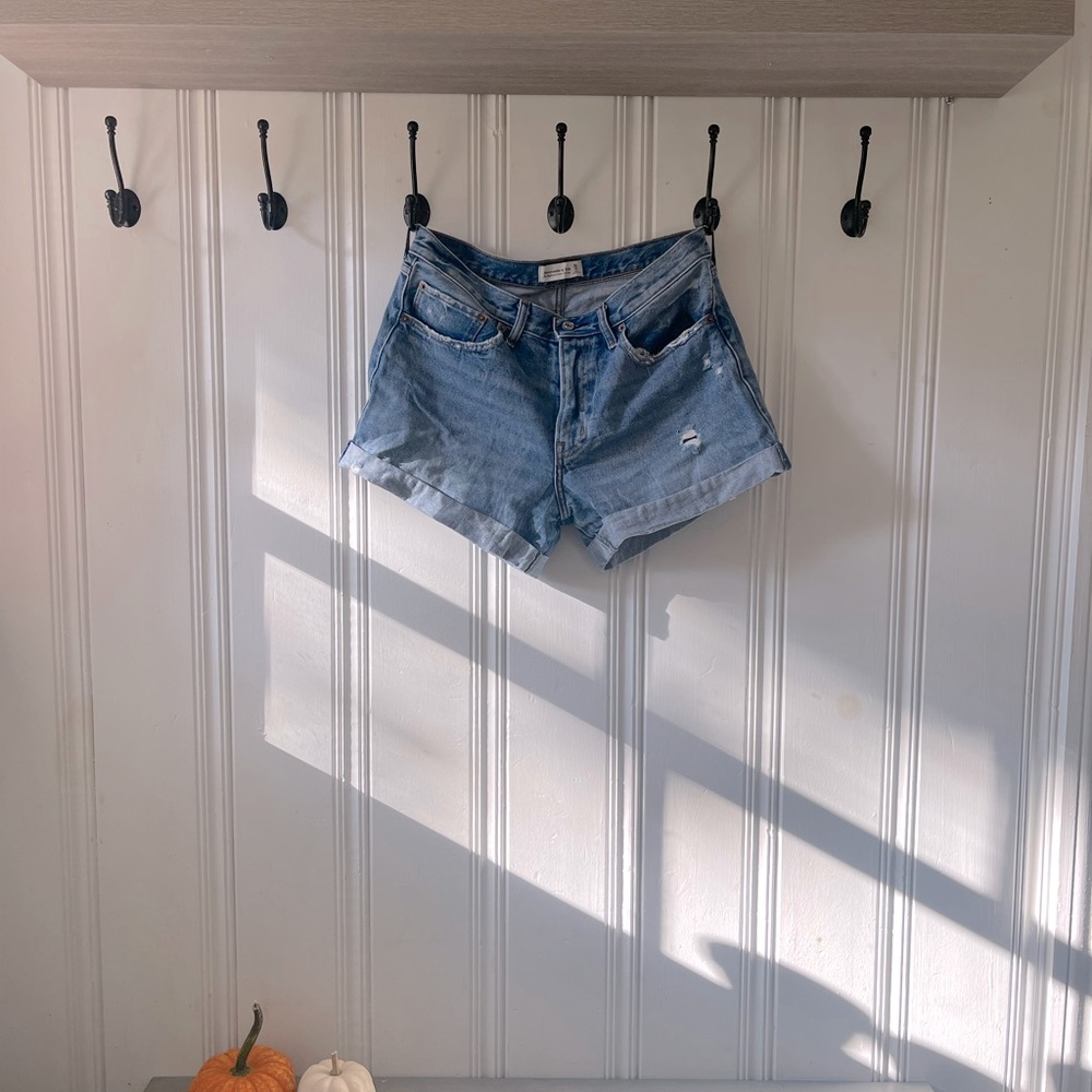 Abercrombie and Fitch-The Boyfriend Shirt Midrise